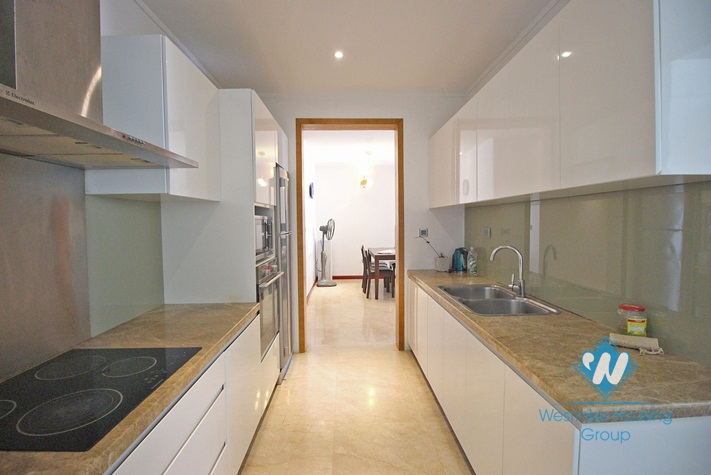 Nice three bedrooms apartment for rent in L tower, Ciputra urban, Tay Ho, Ha Noi